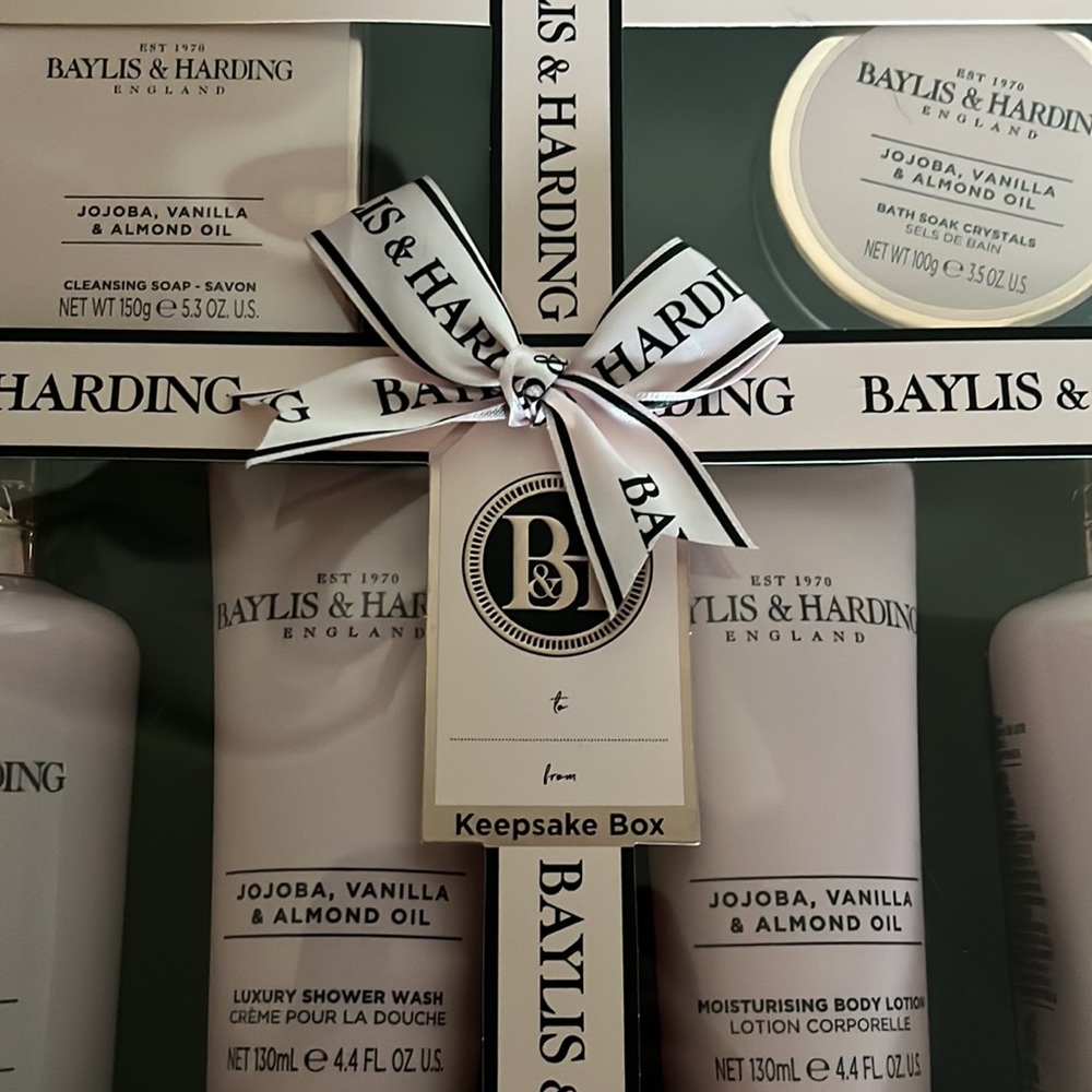 Baylis & Harding Bath Set - Picture 6 of 8